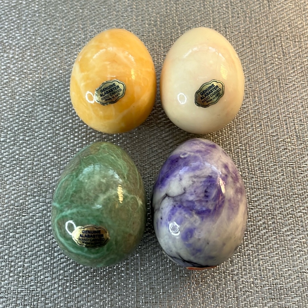 Genuine Alabaster Hand Carved Made in Italy Eggs - 4